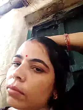Rani12A from StripChat is Freechat