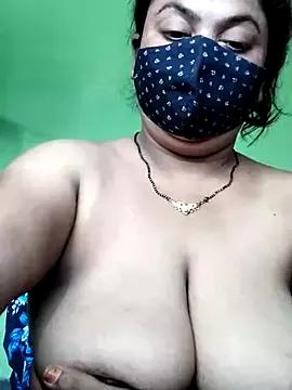 rani130 from StripChat is Freechat