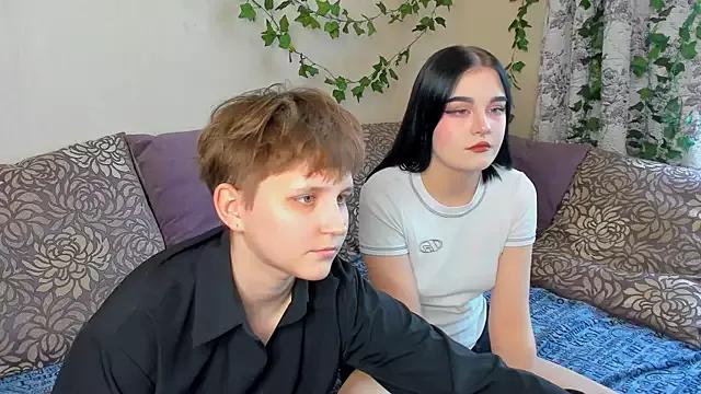 Raven_Radiant from StripChat is Freechat