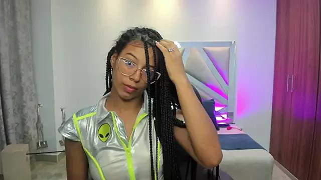 raven_stonee from StripChat is Freechat