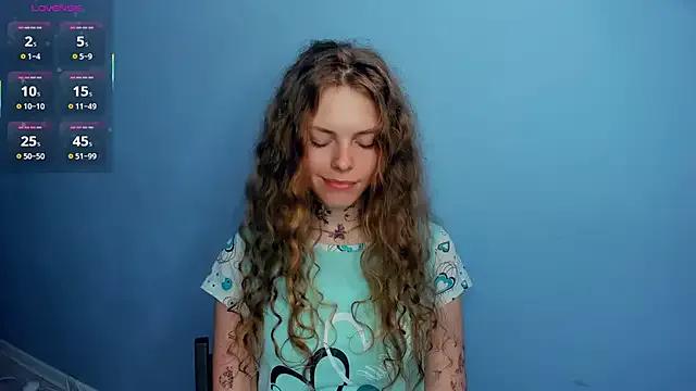 RayaNenlia from StripChat