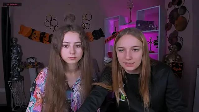 Try our streaming cams variety and talk on a personal level with our adorable girls streamers, showing off their bountiful shapes and dildos.