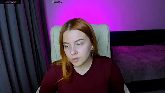 red__dizzy from StripChat is Freechat