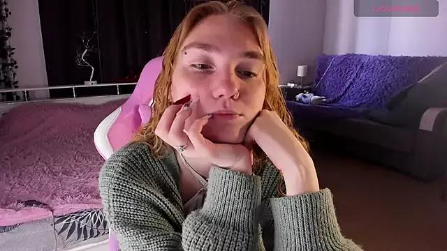ReddHotPipper from StripChat