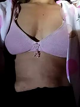 RedDress from StripChat is Freechat