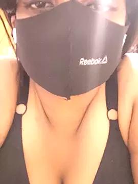 Reena_queen from StripChat