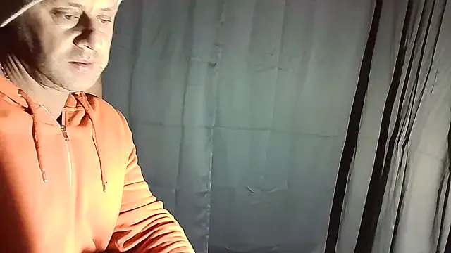 Reggie_roxie on StripChat 