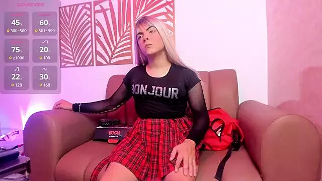Try our streaming cams variety and talk on a personal level with our adorable girls streamers, showing off their bountiful shapes and dildos.