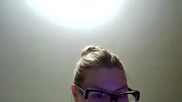 Renata2_7 from StripChat is Freechat