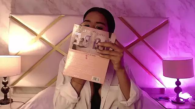 RenataFerrer_ from StripChat is Freechat