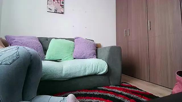renataj from StripChat is Freechat