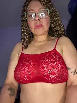 RenataSexxxy from StripChat is Freechat