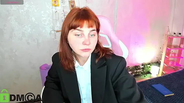 Rene_Shine on StripChat 