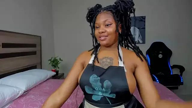 Renee-18 from StripChat