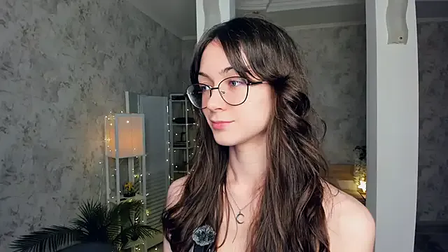 ReneeLippeatt on StripChat 