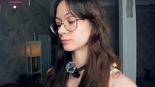 ReneeLippeatt on StripChat 