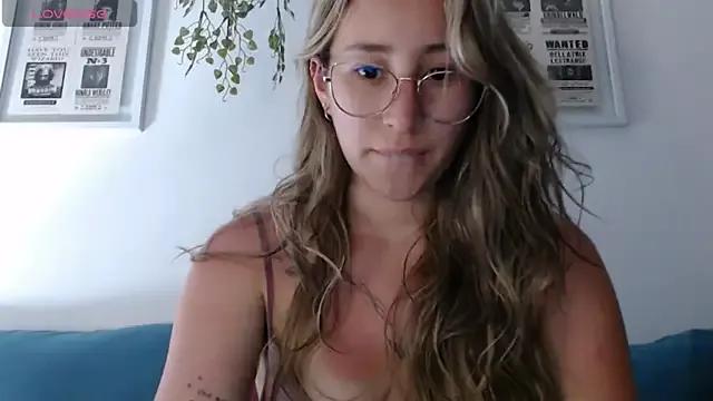 renegreens from StripChat