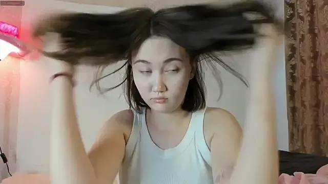 renesmaluv from StripChat