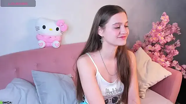 Renesmy_Black on StripChat 