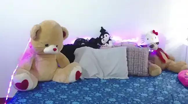 Try our streaming cams variety and talk on a personal level with our adorable girls streamers, showing off their bountiful shapes and dildos.