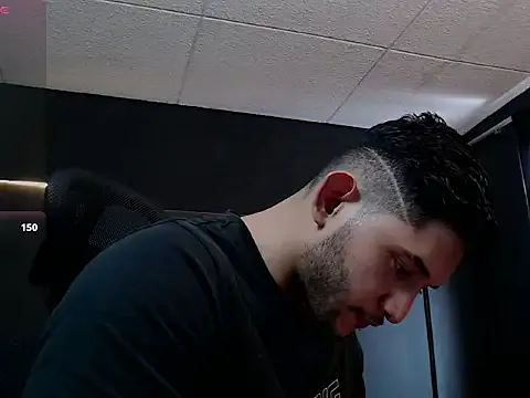 RichardMilleer from StripChat is Freechat