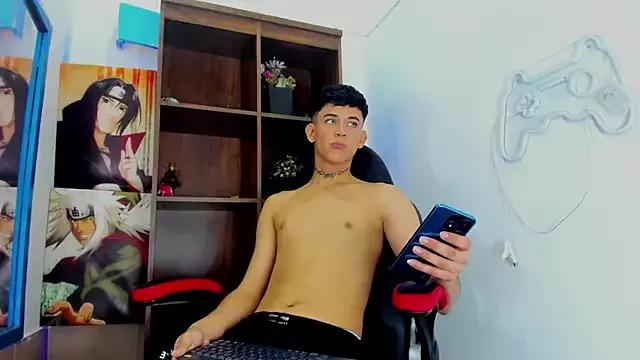 Try our streaming cams variety and talk on a personal level with our adorable girls streamers, showing off their bountiful shapes and dildos.