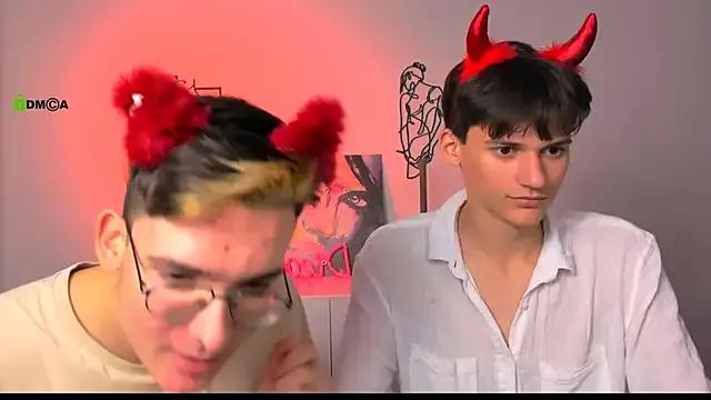 rico_steel from StripChat is Freechat