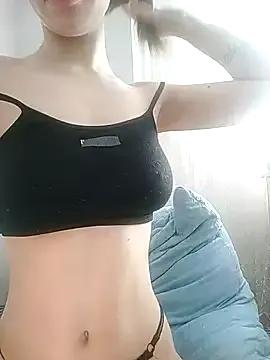 rinabluu from StripChat is Freechat