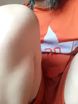 Rini128 from StripChat