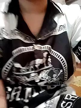 Rini128 from StripChat