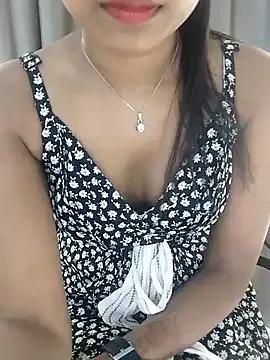 Rinika_67 from StripChat is Freechat