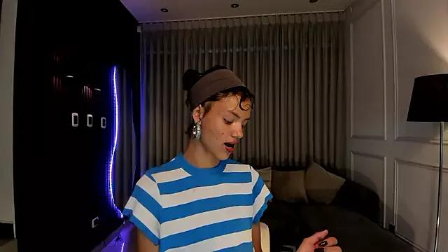 riridimoah from StripChat