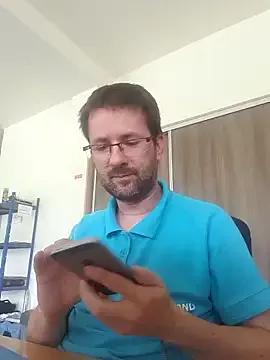 riskybusiness9090 from StripChat is Freechat