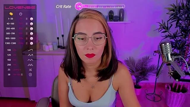 Try our streaming cams variety and talk on a personal level with our adorable girls streamers, showing off their bountiful shapes and dildos.