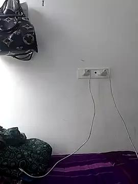 Riya_Love09 from StripChat is Freechat