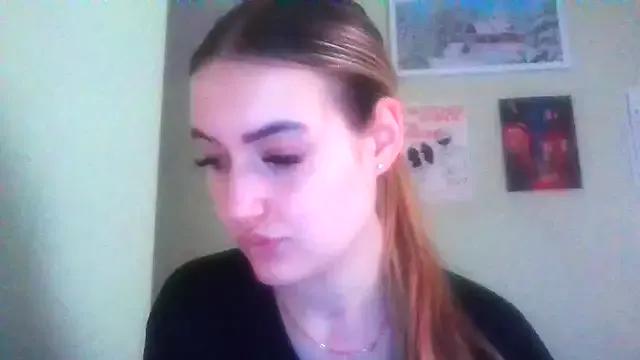 RobinThompson from StripChat is Freechat
