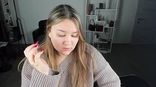 RocheleLin from StripChat