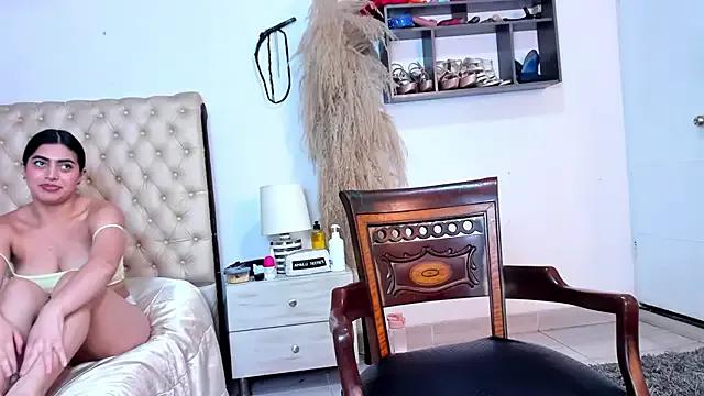 RocoAndHisGirls from StripChat