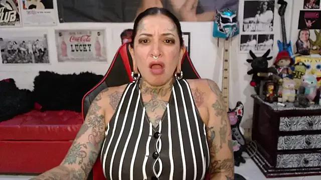Try our streaming cams variety and talk on a personal level with our adorable girls streamers, showing off their bountiful shapes and dildos.