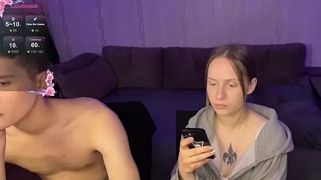 Romanhavesweetydick777 from StripChat is Freechat