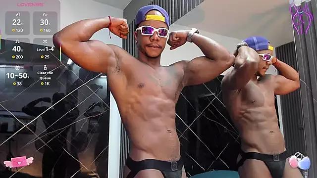 ronnie_7777 from StripChat