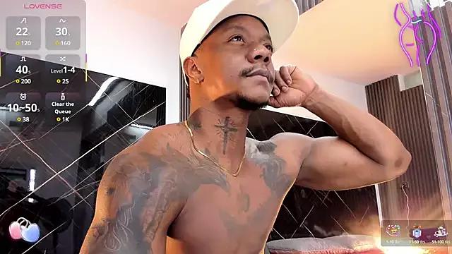 ronnie_7777 from StripChat