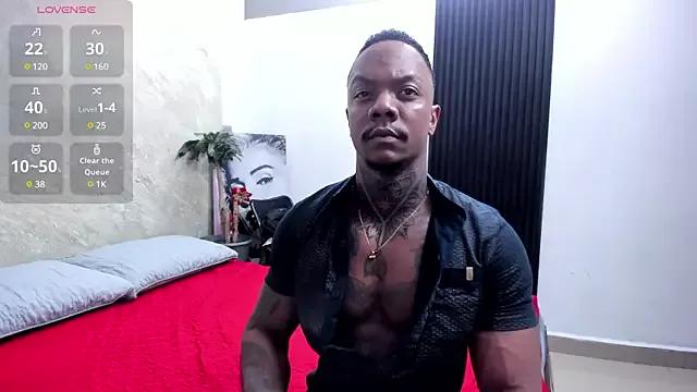 ronnie_7777 from StripChat is Freechat
