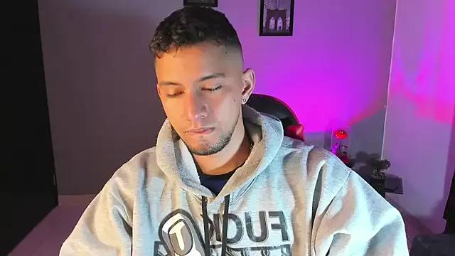 Ronnie_Miller1 from StripChat