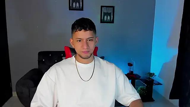 Ronnie_Miller1 from StripChat