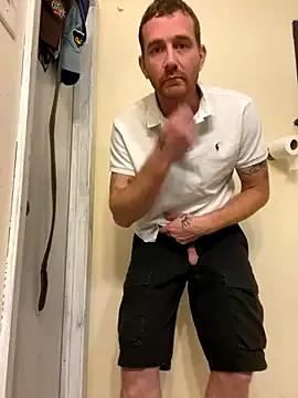 roostersroom85 from StripChat