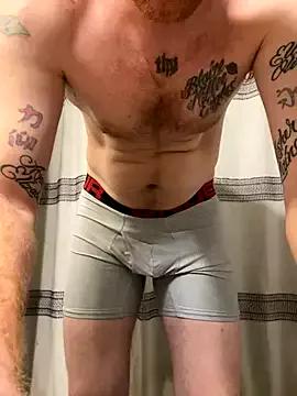roostersroom85 from StripChat