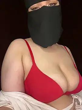 RooVaaN-Xx from StripChat