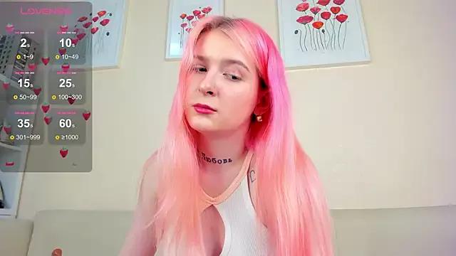 Try our streaming cams variety and talk on a personal level with our adorable girls streamers, showing off their bountiful shapes and dildos.