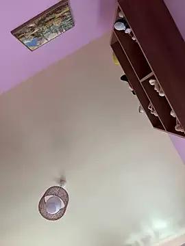 RosaDiLuna from StripChat is Freechat